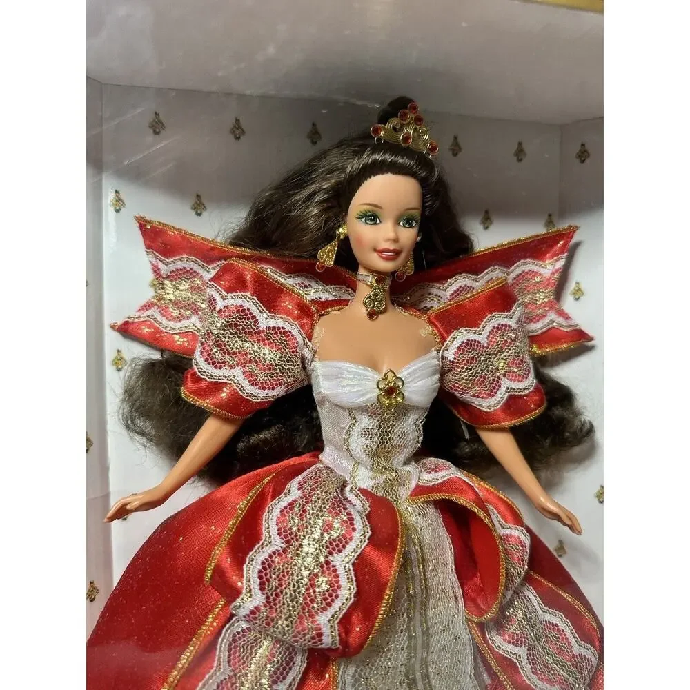 1997 Happy Holidays Special Edition Barbie Doll Mattel Brown Hair NIB